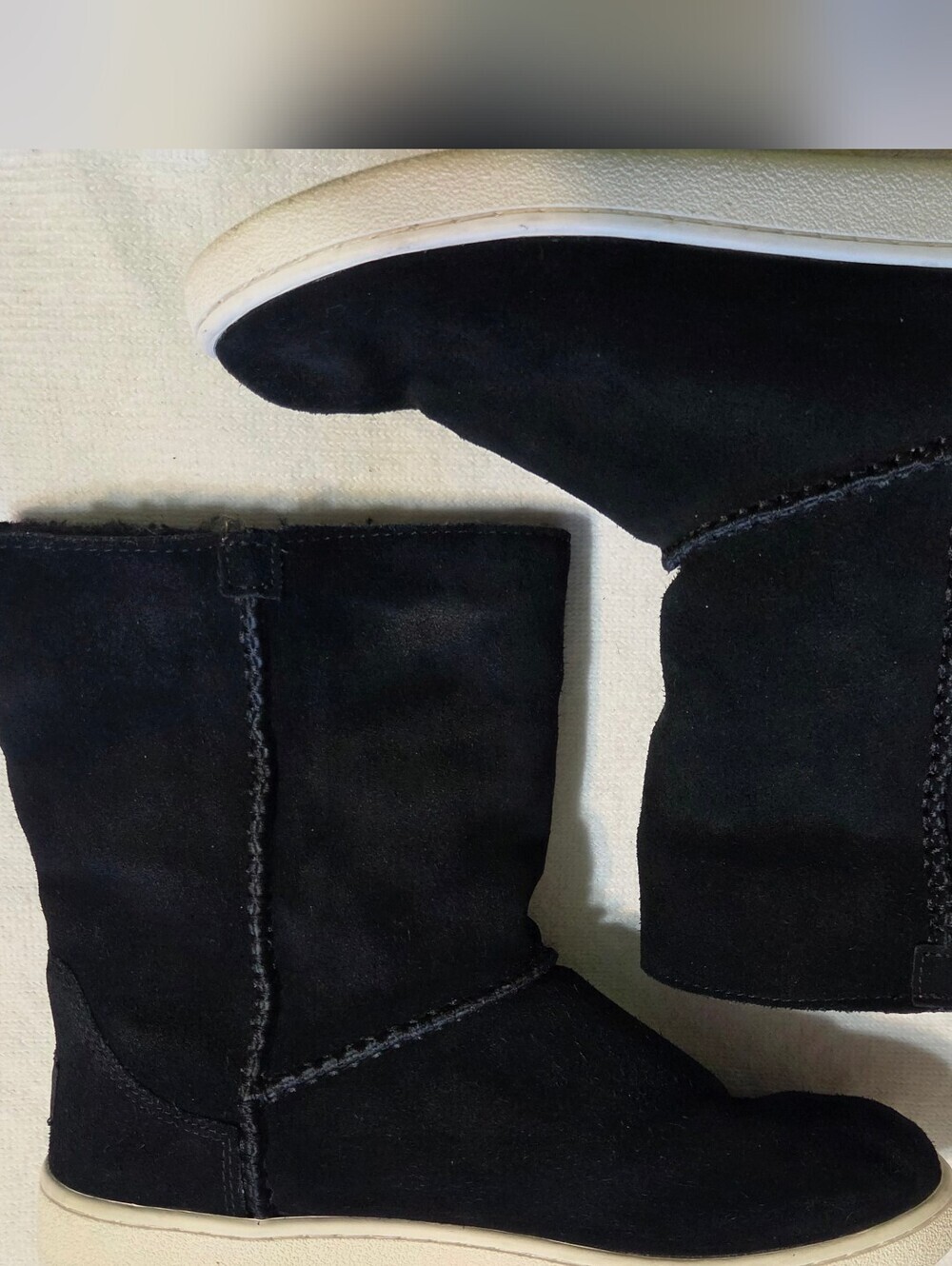 UGG Women's Black Suede Mid-Calf Boot with Cream Rubber Sole. Sz 8 - Picture 3 of 12